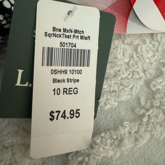 NWT LL BEAN SUN-BLOCKING 1 PIECE W/ADJUSTABLE STRAPS, B/W STRIPES SIZE 10 - Picture 7 of 7